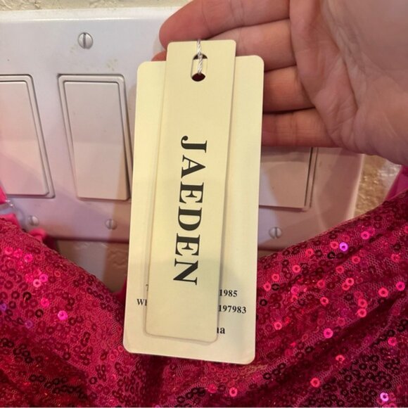 NEW Jaeden Small Sparkling Barbie Pink Sequin Formal Homecoming Sweetheart Dress - Picture 6 of 7